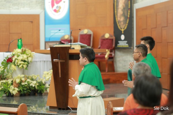 Youth Mass - OMK